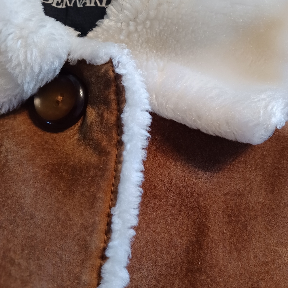 WOMAN'S BERNARDO SUEDE/ FAUX SHEARLING COAT SIZE XL - Picture 6 of 14